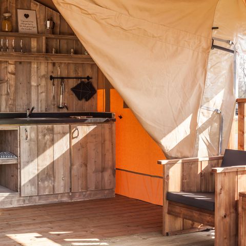 Canvas and wooden tent 6 persons - (SAF6)