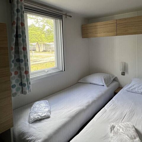 Mobile home 6 persons - Mobile-home | Comfort | 2 Bedrooms | 4/6 Pers. | Raised terrace | Air-con.