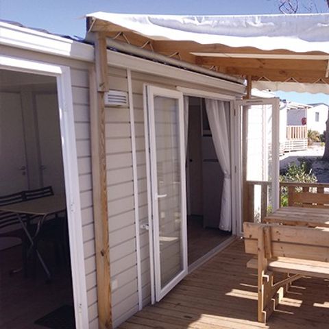 Mobile home 4 persons - Classic | 2 Bedrooms | 4 Pers. | Raised terrace | Air-con.