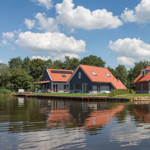 Bungalow 8 persons - Watervilla Pike