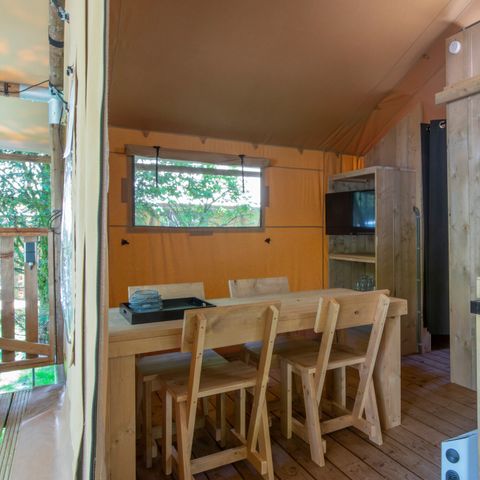 CANVAS AND WOOD TENT 4 people