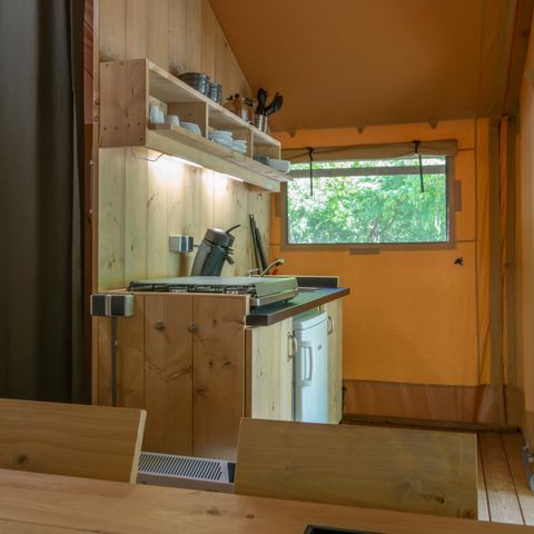 CANVAS AND WOOD TENT 4 people