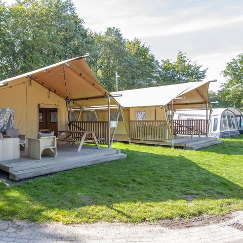 Canvas and wooden tent 6 persons - 6B