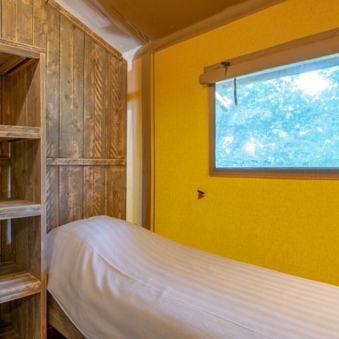 Canvas and wooden tent 6 persons - 6B