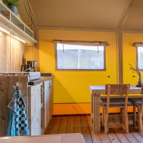 Canvas and wooden tent 6 persons - 6B