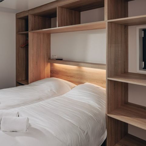 UNUSUAL ACCOMMODATION 4 people