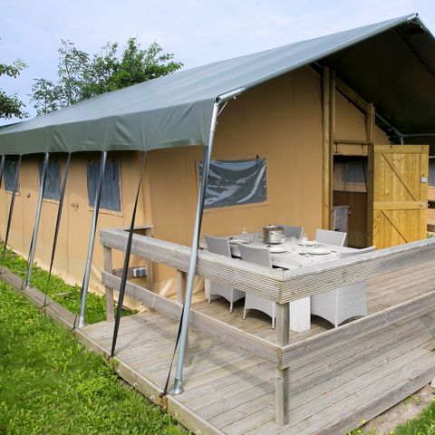 Canvas and wooden tent 4 persons