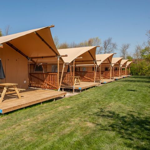 Canvas and wooden tent 6 persons - Safari tent
