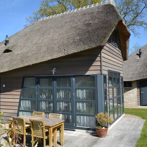 BUNGALOW 4 people - Buitenhuis