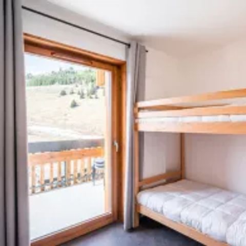 Apartment 6 persons - 2 room flat with cabin for 6 people