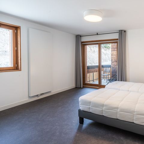 Apartment 6 persons - Superior 2-room flat with sleeping area sleeps 6