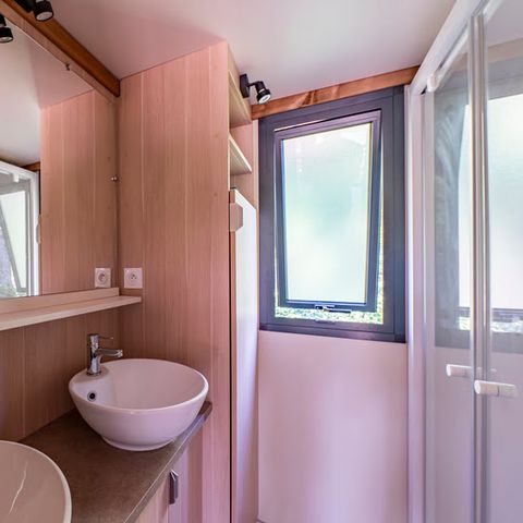 CHALET 6 people - Comfort+ Cottage: 3 Bedrooms, Sleeps 6
