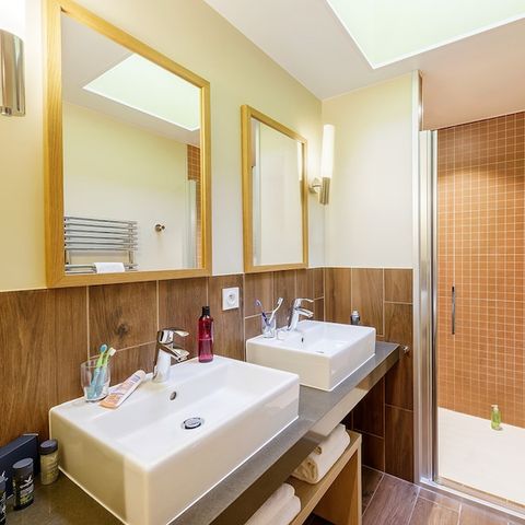 BUNGALOW 6 people - VIP BD450