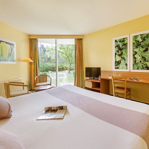 BEDROOM 2 people - Hotel room BF125