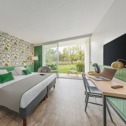 Bedroom 2 persons - Hotel room BF125