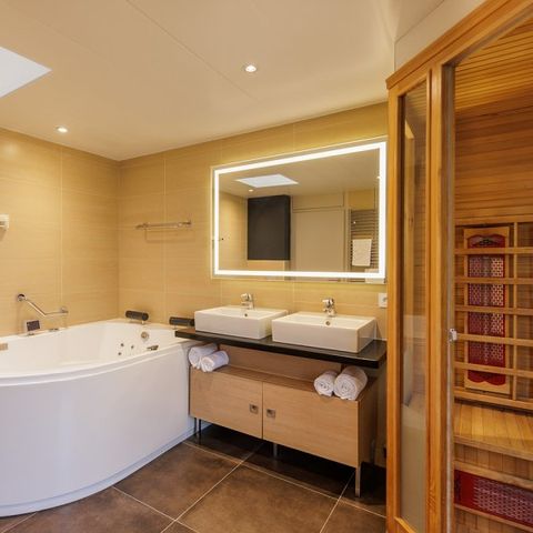 BUNGALOW 6 people - VIP CH2733