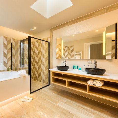 BUNGALOW 4 people - VIP Exclusive TF970