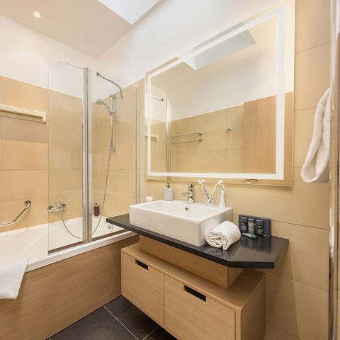 BUNGALOW 6 people - VIP TF2332 Renewed