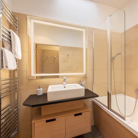 Bungalow 8 persons - VIP TF2333 Renewed