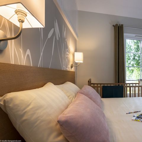 BUNGALOW 4 people - VIP Lake LA898