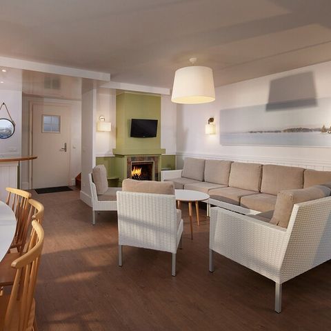 BUNGALOW 8 people - Lakeside cottage sleeps 8