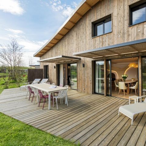 HOUSE 10 people - VIP VN1035