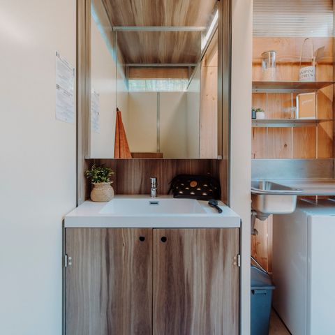 Pitch - Luxury private bathrooms