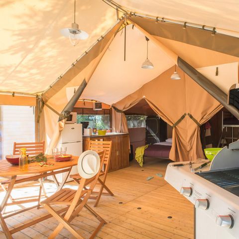 Tent 5 persons - Eco Lodge 2 bedrooms - no sanitary facilities