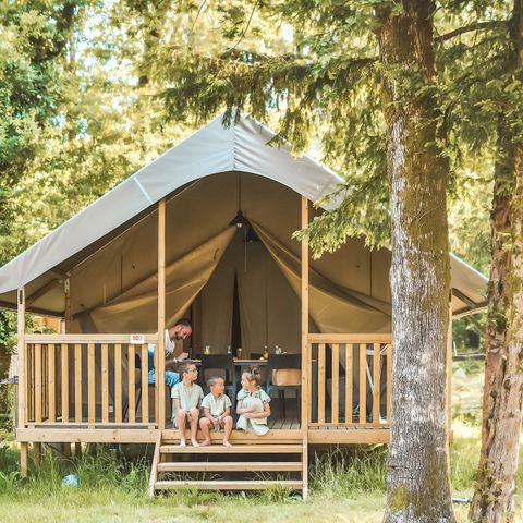 CANVAS AND WOOD TENT 5 people - 2 bedroom Safari tent