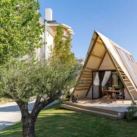 TENT 4 people - Luxury Air Lodge Glamping Pets Not Allowed