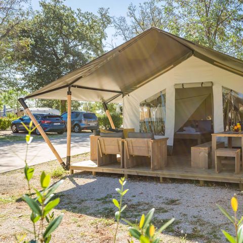 Canvas and wooden tent 4 persons - Safari tent Lodge + airco (5P)