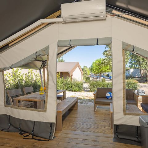 Canvas and wooden tent 4 persons - Safari tent Lodge + airco (5P)
