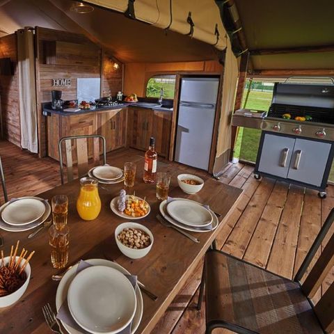 CANVAS AND WOOD TENT 5 people - Copy Logde KENYA 46m² (Wednesday to Wednesday)