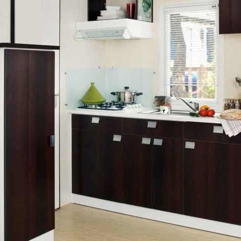 MOBILE HOME 6 people - 3 bedrooms, sleeps 6, integrated terrace, no air conditioning
