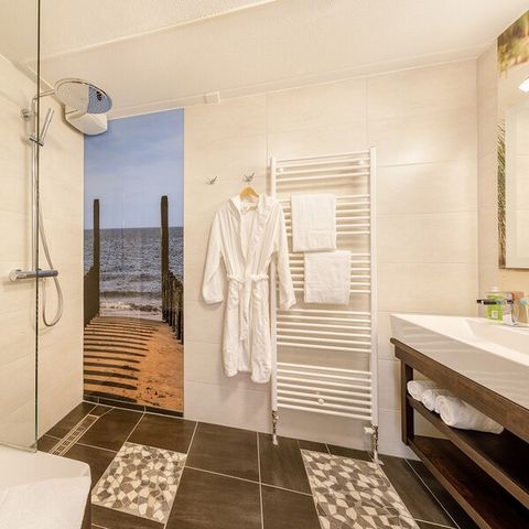 HOUSE 10 people - VIP PZ989