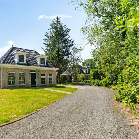 House 4 persons - Notary