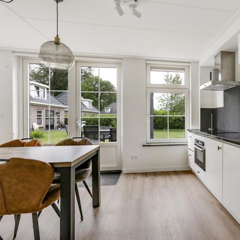 House 8 persons - Notary