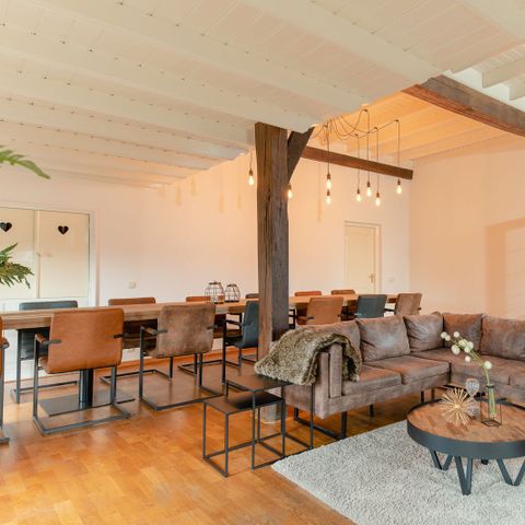 Group accommodation 14 persons - Luxury with sauna and hot tub