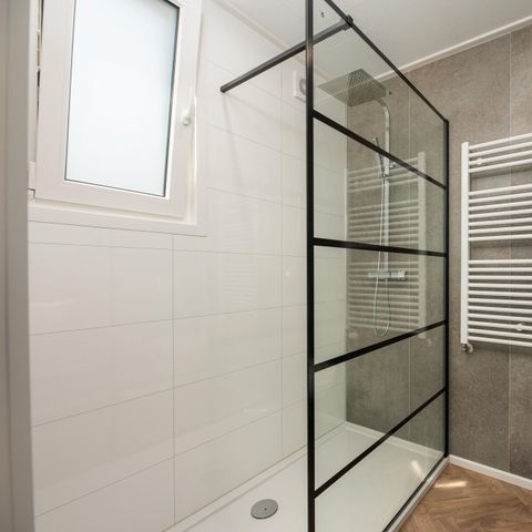 Lodge 4 persons - Happy Oak | two ensuite bathrooms