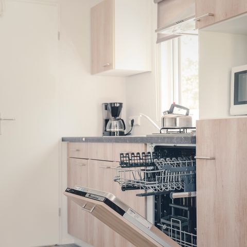 HOUSE 30 people - 6x bungalette with veranda