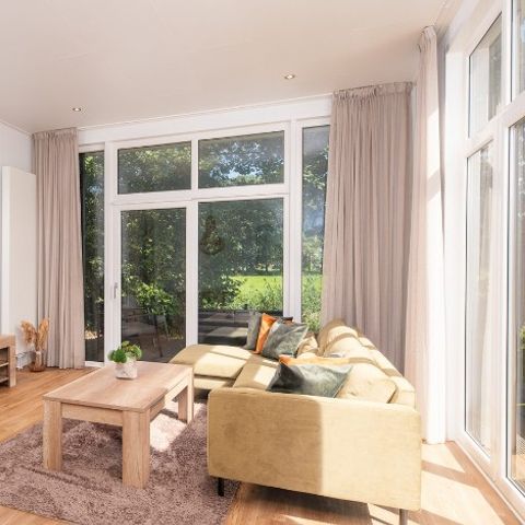 CHALET 6 people - River Cabin with hot tub