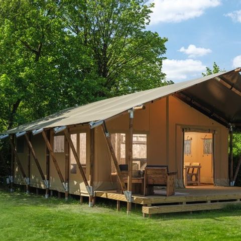 CANVAS AND WOOD TENT 8 people - with private bathroom