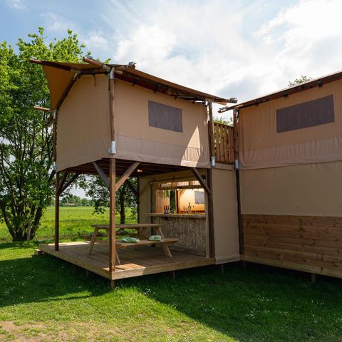 UNUSUAL ACCOMMODATION 6 people - Treehouse tent on the Regge with private sanitary facilities