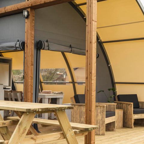 Group accommodation 32 persons - 6x luxury glamping tent