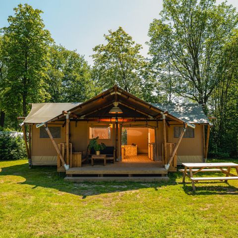 Canvas and wooden tent 8 persons - Safari tent with private sanitary facilities | 8 people
