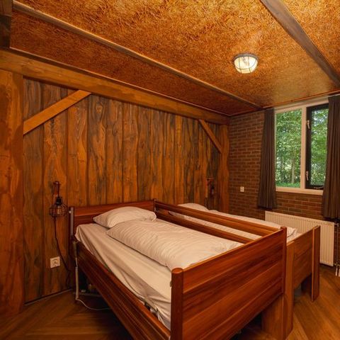 Bungalow 8 persons - Children's bungalow with hot tub