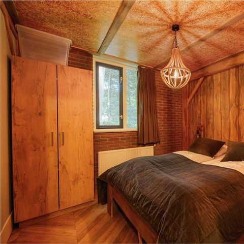 Bungalow 8 persons - Children's bungalow with hot tub