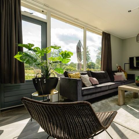 BUNGALOW 6 people - Children's bungalow with hot tub I sleeps 6