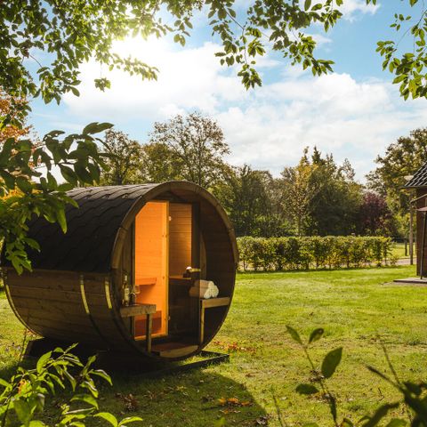 BUNGALOW 5 people - Baby & children's bungalow 'Knights & Princesses' with sauna & bubble bath