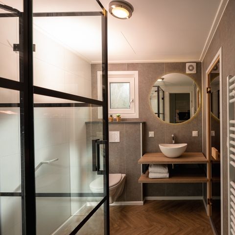 BUNGALOW 4 people - Wellness Boutique baby with bubble bath + baby room